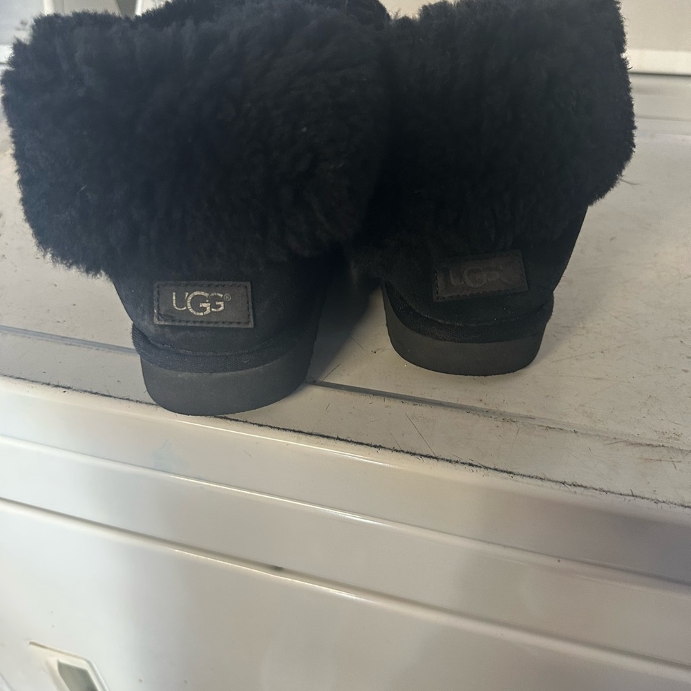 UGG Black Shearling Clogs - Picture 8 of 8